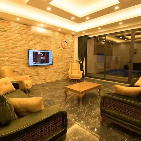 Villa Focus